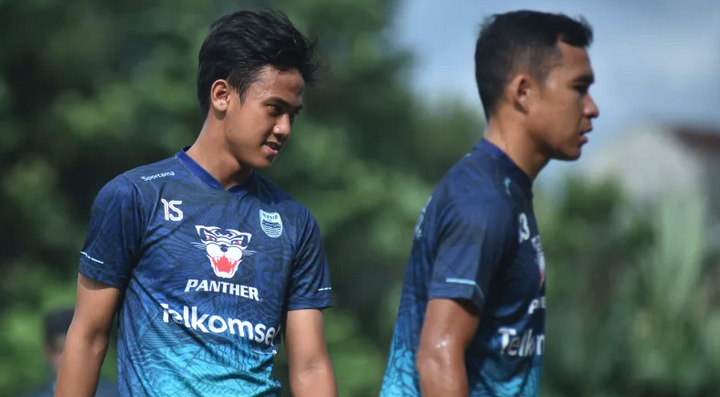 Gelandang Timnas Indonesia U-19 Dimas Juliono Pamungkas