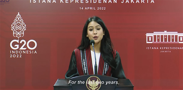 Tangkapan layar - Arsip foto - Juru Bicara Pemerintah untuk Presidensi G20 Indonesia Maudy Ayunda dalam konferensi pers daring di Jakarta, Kamis (7/4/2022). indoposnews/Youtube Sekretariat Presiden/pri.