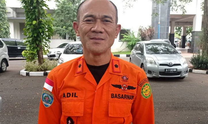 Kepala Badan Pencarian dan Pertolongan atau SAR Nasional ( Basarnas) Banten Adil Triyanto. ANTARA/Mansur.