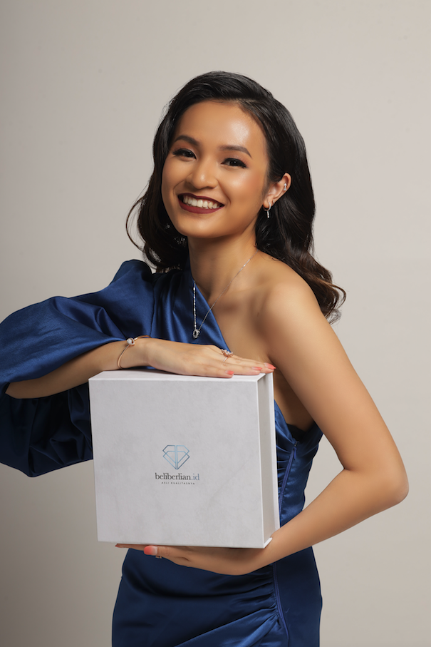 Mengusung konsep perhiasan emas dan berlian yang ramah dikantong, masyarakat dapat memiliki perhiasan berlian dengan merogoh kocek hanya Rp 1,000,000. (indoposnews/ist/beliberlian.id)