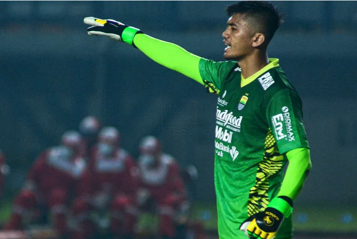Kiper Persib Bandung Fitrul Dwi Rustapa