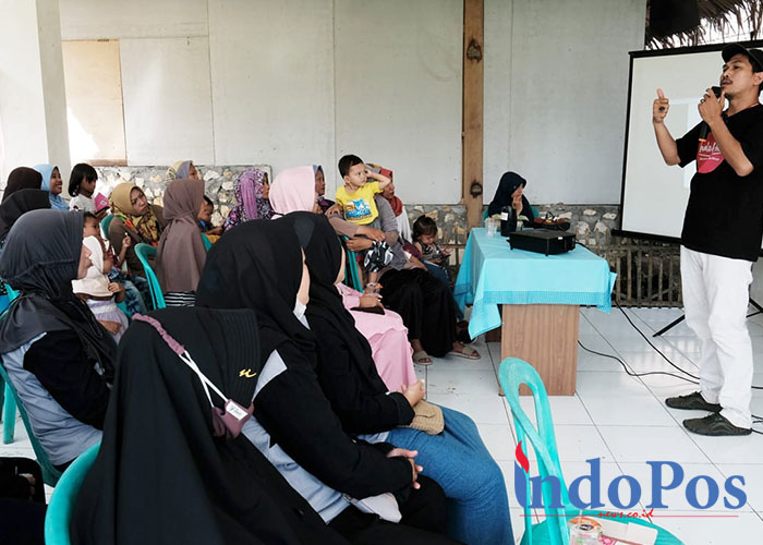 Gerakan Kaum Ibu Melawan Stunting dilakukan Lembaga sosial Ketua DPR RI Puan Maharani, HaloPuan disejumlah titik di Jawa Barat (foto : indoposnews.co.id/ist)