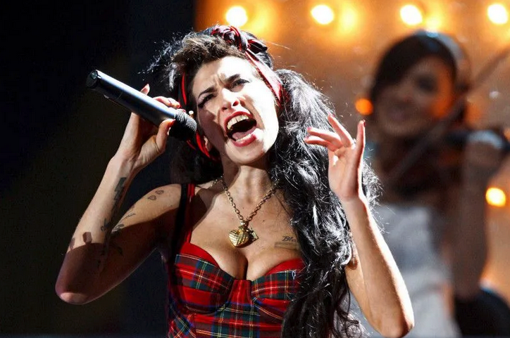Amy Winehouse pada 20 Februari 2008.