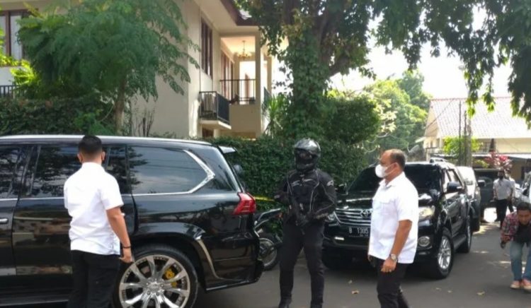 Timsus Polri Datangi Rumah Dinas Irjen Ferdy Sambo