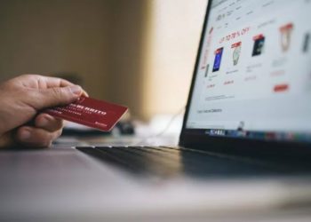 Pentingnya Menyimpan Data Pribadi Diruang Digital