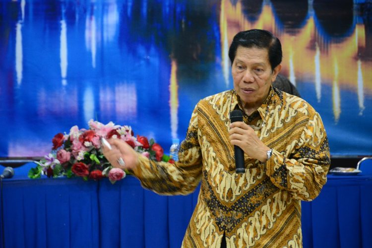 Prof Puruhito