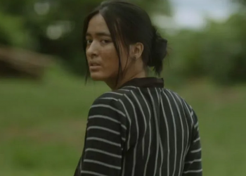 Aktris Mawar De Jongh dalam video cuplikan film horor "Para Betina Pengikut Iblis".