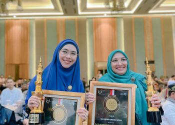 Oki Setiana Dewi Raih Penghargaan sebagai Dai Influencer dan Inovatif