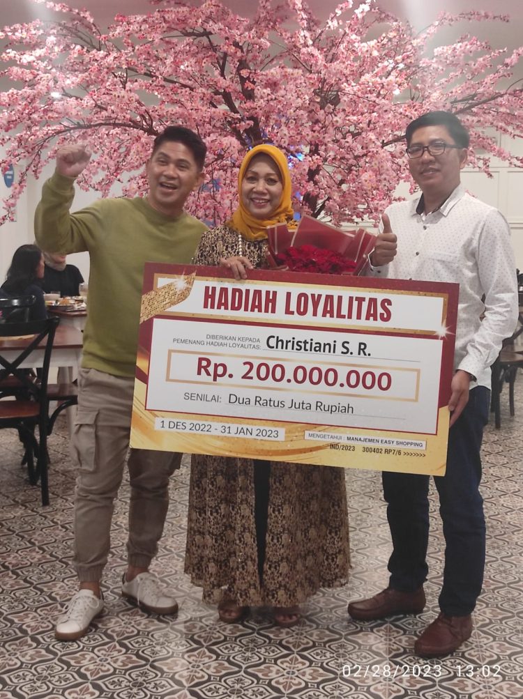 Dapat 200 Juta dari Easy Shopping, Warga Tangerang Langsung Obati Suaminya yang Terkena Alzhaimer