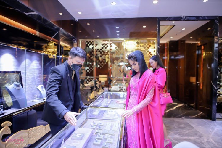 Geger! Princess Of Bahrain Borong Koleksi Perhiasan Terbaru Passion Prive
