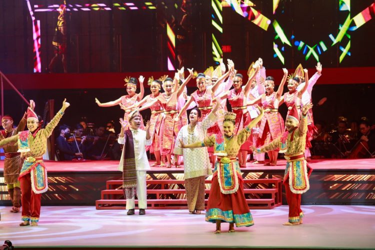 Harmoni Ratusan Seniman Tradisional dan Nasional Pentaskan Pagelaran Sabang Merauke‘Pahlawan Nusantara’