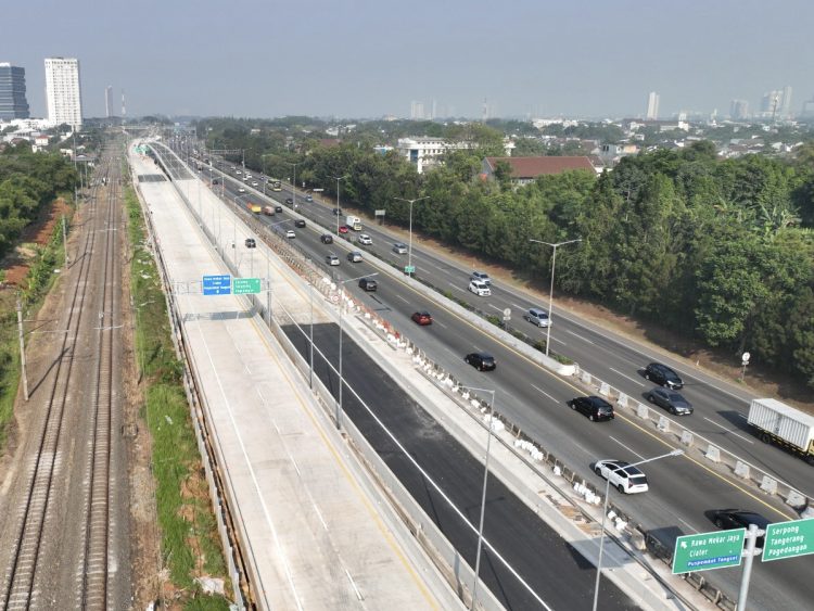 Tol Pondok Aren-Serpong
