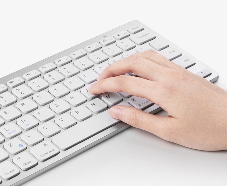 ANKER Hadirkan Keyboard Bluetooth Super Tipis, Intip Keunggulannya