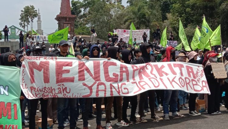Nasib Tak Jelas! Ribuan Buruh Desak Pemda Tasikmalaya Tengahi Konflik TPG 