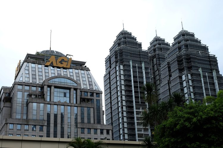 Melejit 35 Persen, Bank Asuhan Tomy Winata Catat Laba Rp125 Miliar