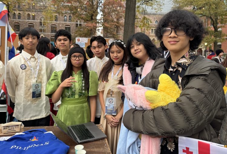 Bikin Bangga! Murid Sampoerna Academy Dulang 42 Emas WSC 2023