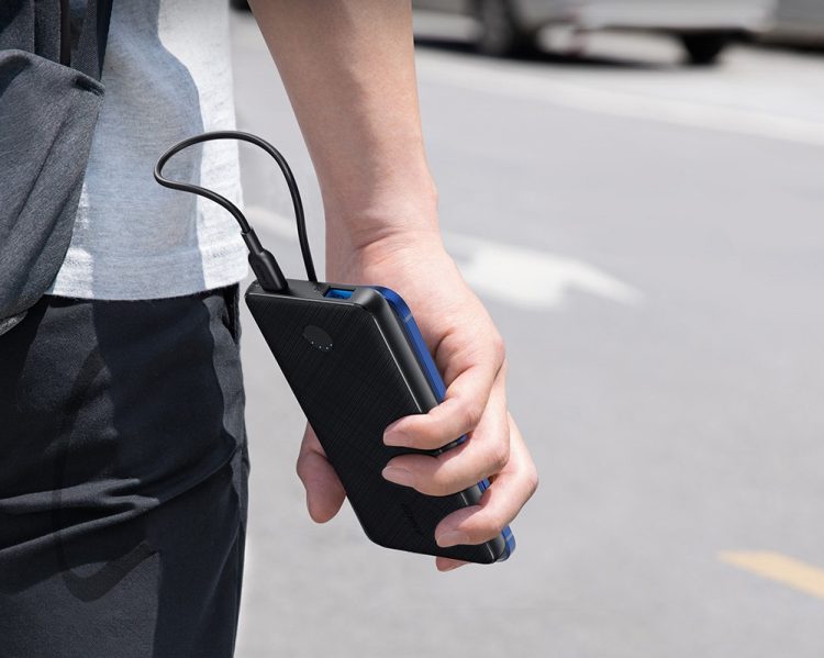 Tipis, Anker Persenjatai Power Bank Output 20 Watt