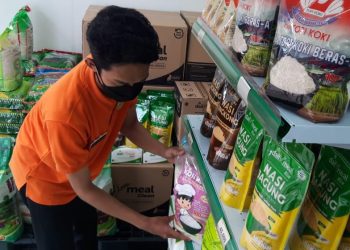 Harga Melangit! Buyung Poetra Borong Bahan Baku dari Sentra Gabah