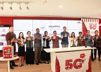 Dorong Pertumbuhan UMKM, AXA Insurance Gandeng Smartfren for Business
