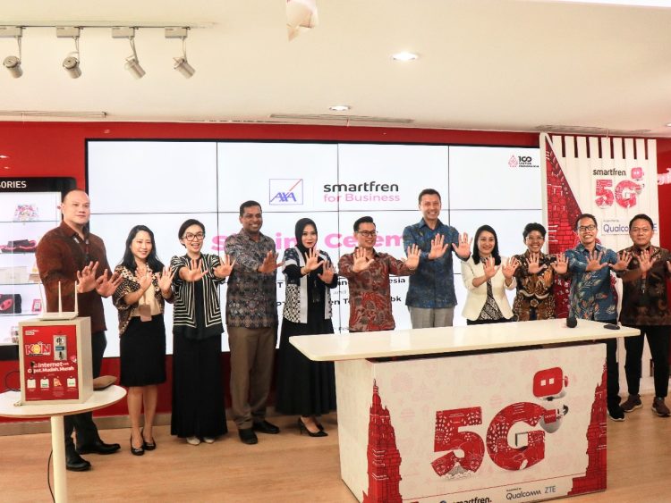 Dorong Pertumbuhan UMKM, AXA Insurance Gandeng Smartfren for Business