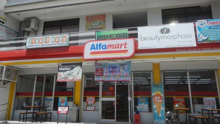 Lepas 2,73 Juta Saham Alfamart, Komisaris Ini Raup Rp9 Miliar