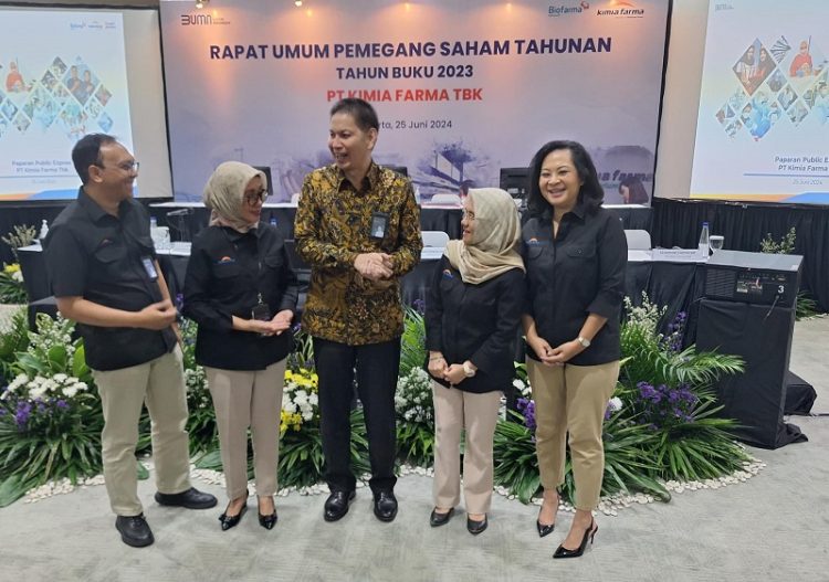 Rugi Bengkak 137 Persen, Kimia Farma Rp2,93 Triliun