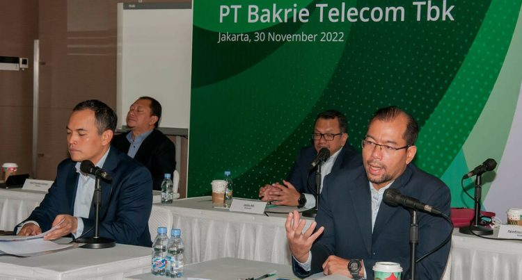 Pendapatan Melejit 129 Persen, Bakrie Telecom Defisit Rp18,96 Triliun