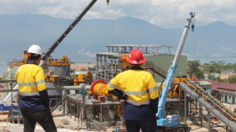 Pendapatan Jos, Bumi Minerals Defisit USD769 Juta