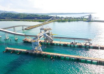 Agresif! CGS Securities Gulung 2,72 Miliar Saham Astrindo