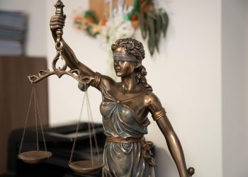 Bacakan Pledoi, Kuasa Hukum Ted Sioeng Sindir Jaksa