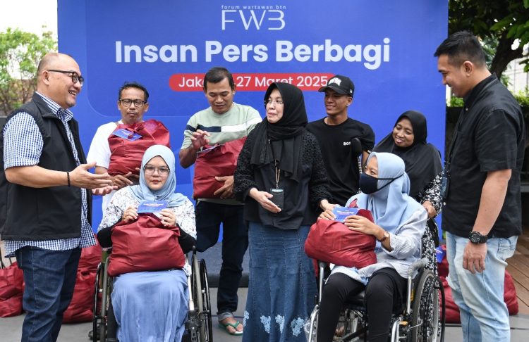 Peduli, BTN dan Insan Pers Salurkan 600 Sembako Area Jabodetabek