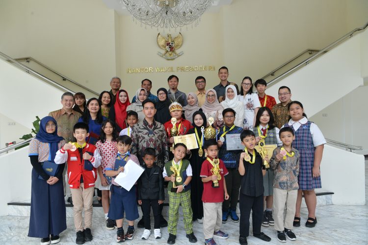 Muhammad Al Hafidz bersama sepuluh pemenang lainnya mendapat undangan khusus dari Wakil Presiden RI untuk menghadiri acara penyambutan di Istana Negara pada Jumat, 21 Maret 2025. (ist)