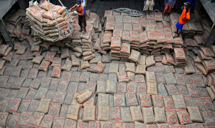 Keren! Laba Semen Baturaja Melangit 989 Persen