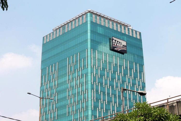 Respons PHK Massal, Gudang Garam Beber Fakta Ini