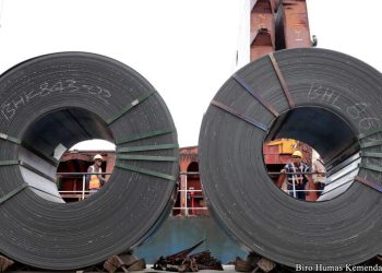 Melejit 111,96 Persen, Krakatau Steel Catat Laba USD22,17 Juta
